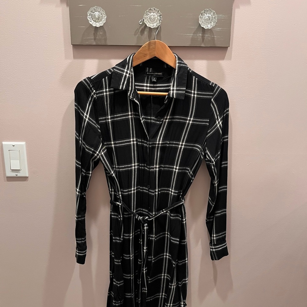 Women's Tie-Waist Midi Black Plaid Shirt Dress